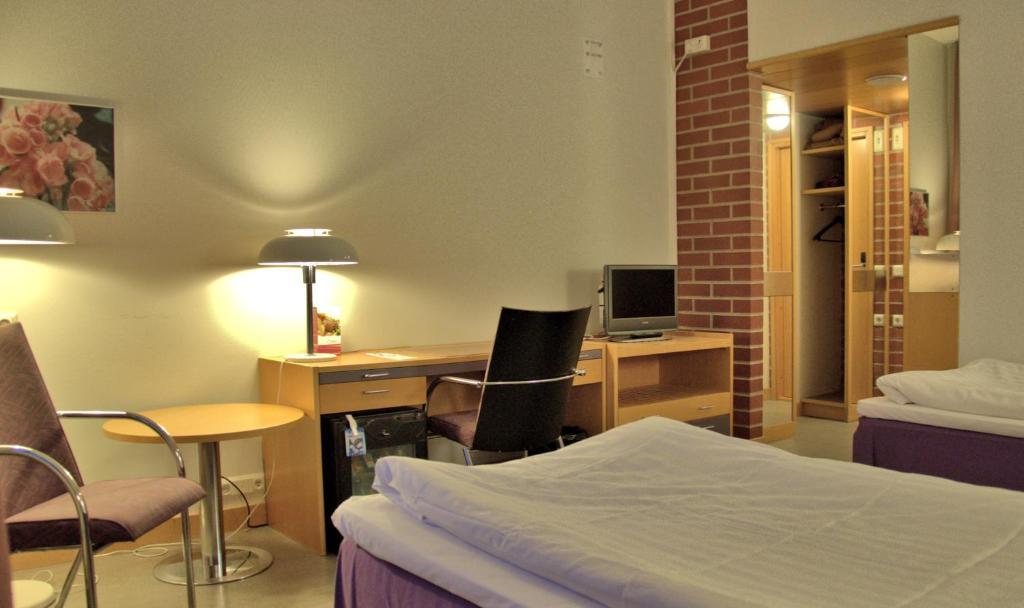 Hotel Kuninkaantie Espoo Cameră foto